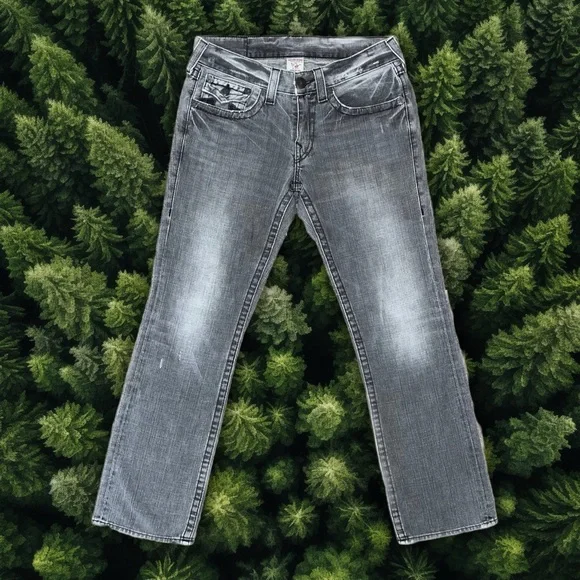 TRUE RELIGION JEANSGREY WITH BLACK LEATHER LOGO